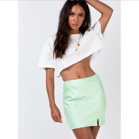 Princess Polly | Marcel Mini Skirt Lime - Picture 2 of 6